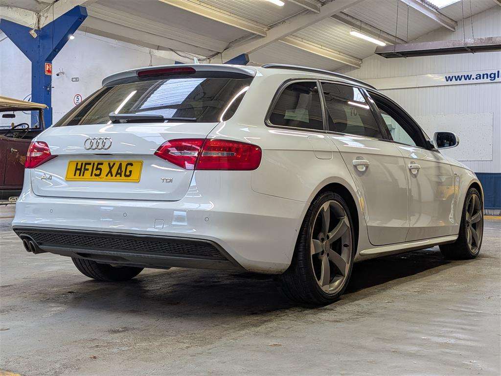 <p>2015 AUDI A4 S LINE BLACK EDITION T</p>