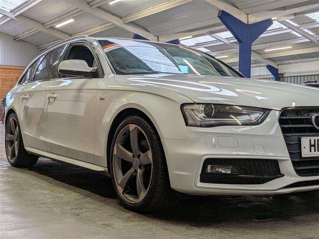 <p>2015 AUDI A4 S LINE BLACK EDITION T</p>