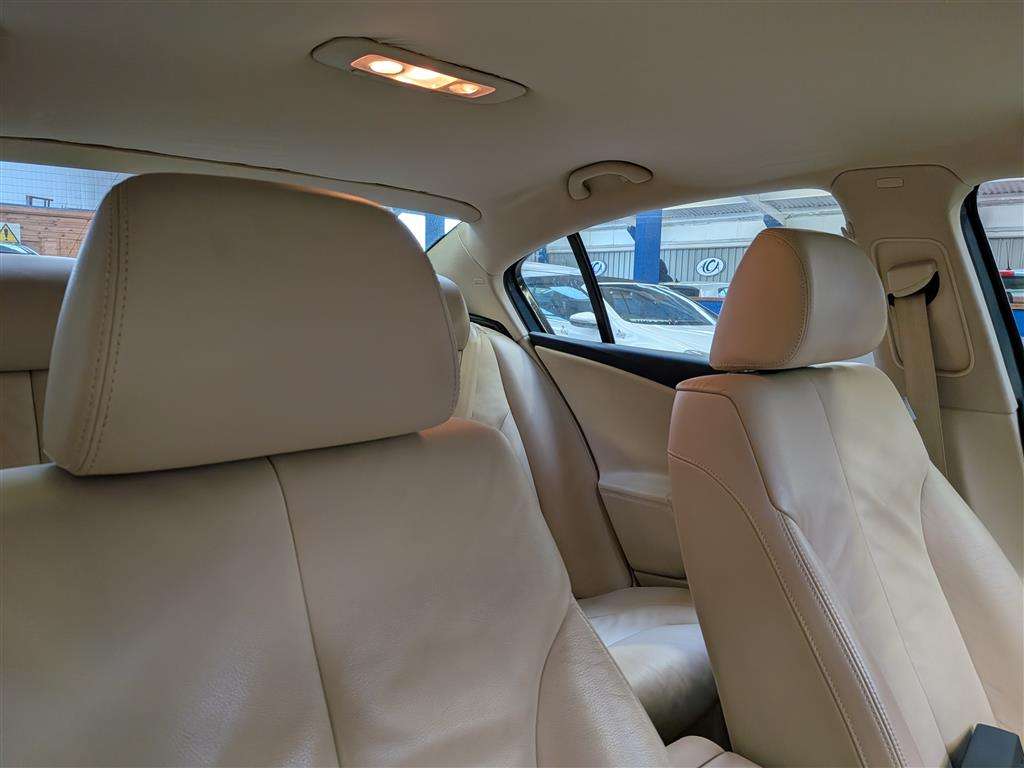 <p>2009 VOLKSWAGEN PASSAT HIGHLINE TDI 140</p>