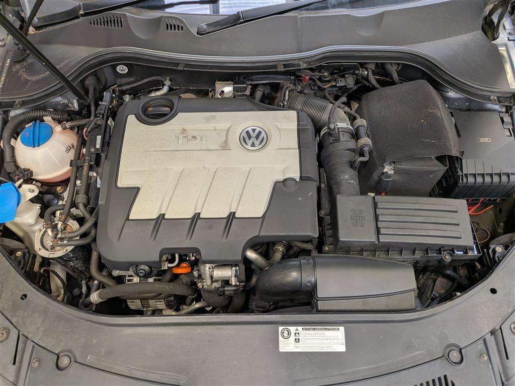 <p>2009 VOLKSWAGEN PASSAT HIGHLINE TDI 140</p>