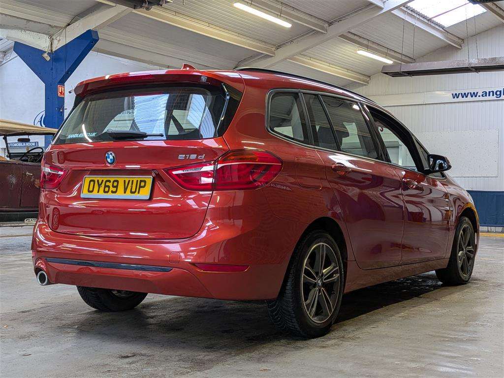 <p>2019 BMW 216D SPORT</p>