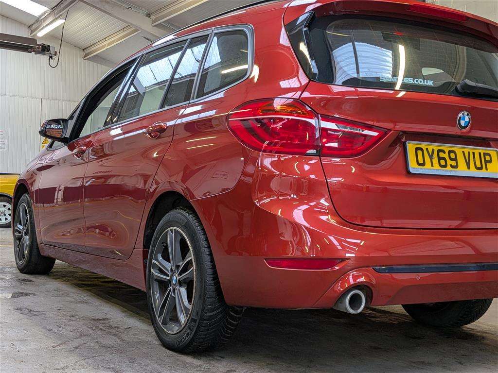 <p>2019 BMW 216D SPORT</p>