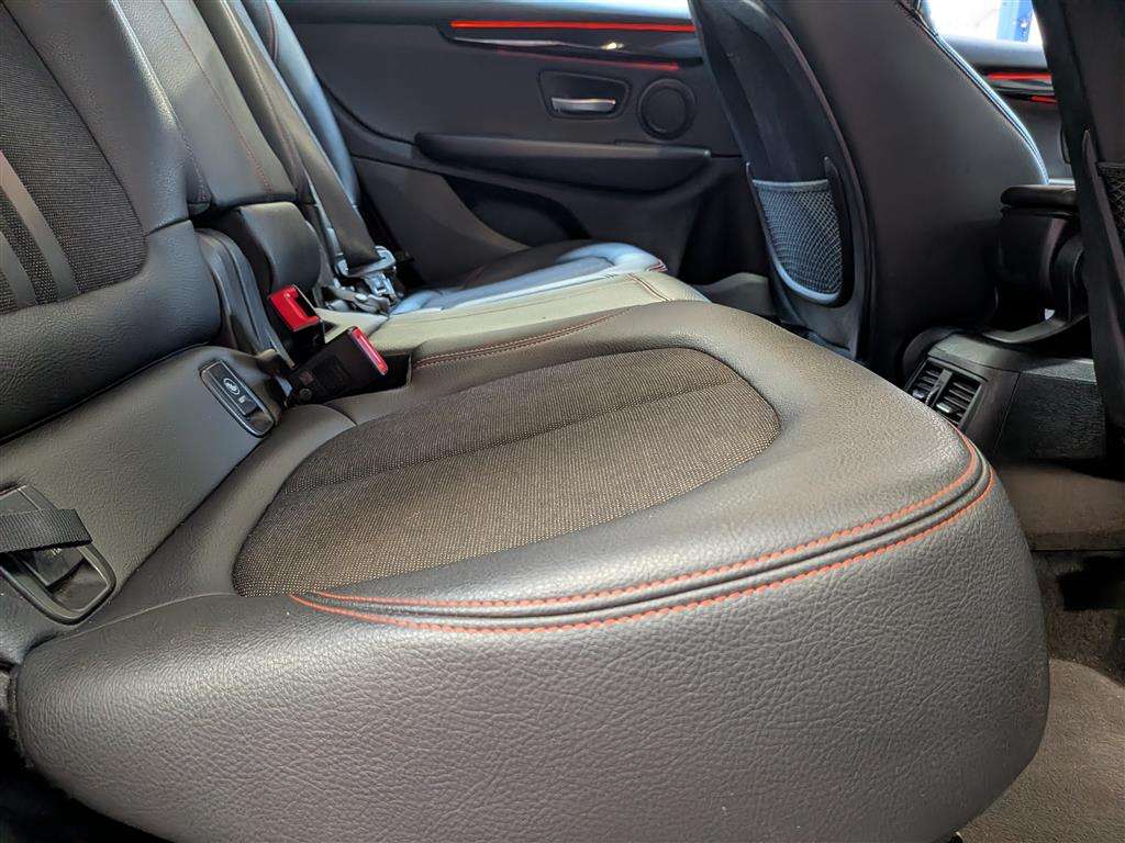 <p>2019 BMW 216D SPORT</p>