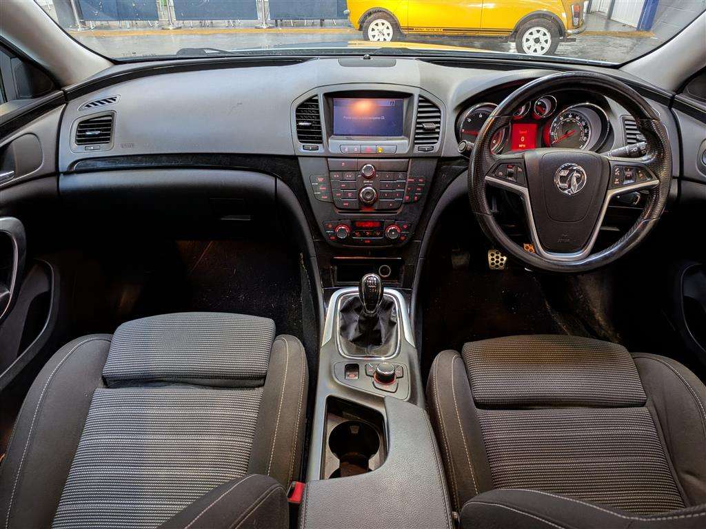 <p>2011 VAUXHALL INSIGNIA SRI NAV 160 CDTI</p>