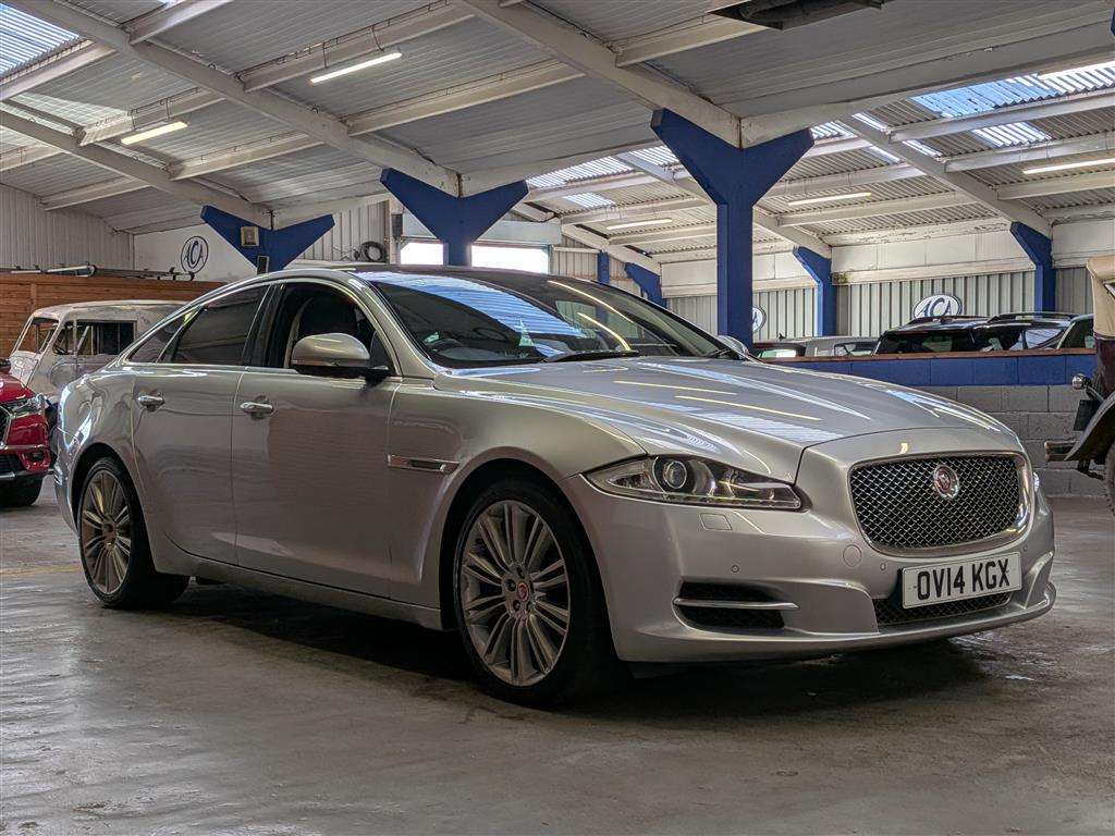 <p>2014 JAGUAR XJ PORTFOLIO V6 D AUTO</p>