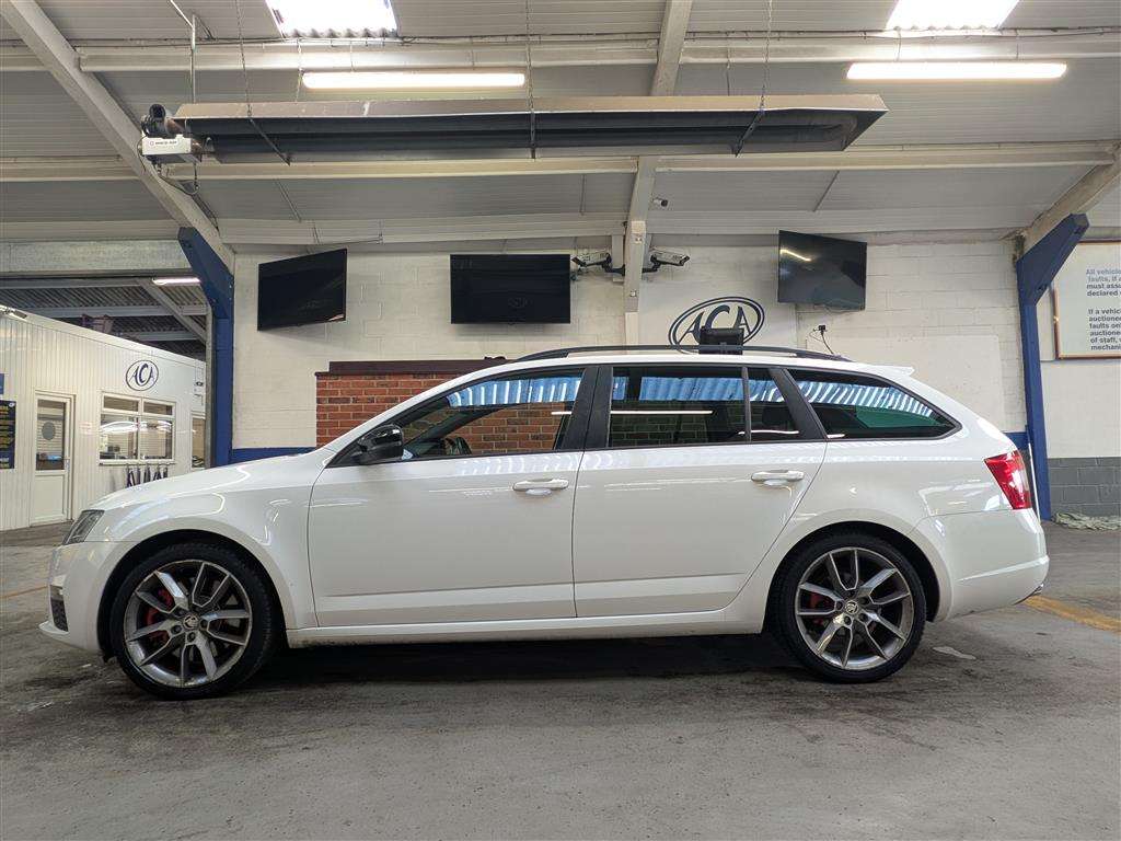 <p>2013 SKODA OCTAVIA VRS TSI</p>