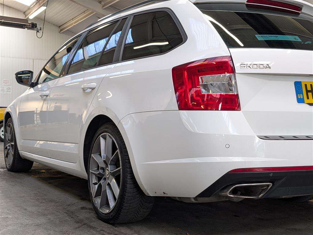 <p>2013 SKODA OCTAVIA VRS TSI</p>