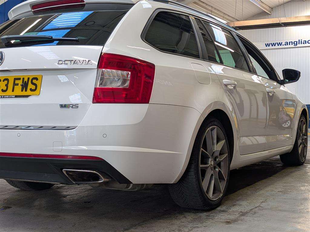 <p>2013 SKODA OCTAVIA VRS TSI</p>