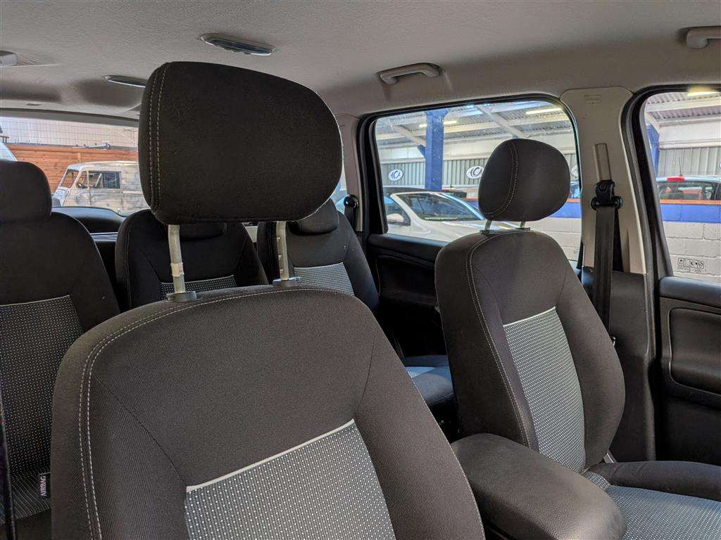 <p>2014 FORD GALAXY ZETEC TDCI</p>