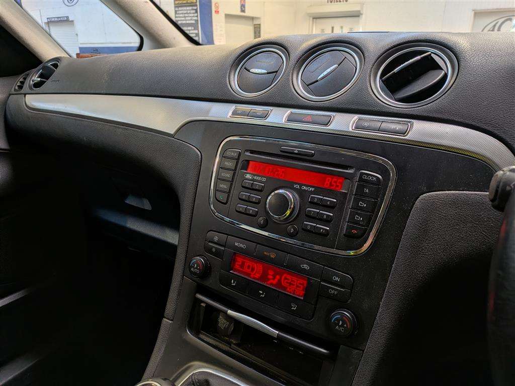 <p>2014 FORD GALAXY ZETEC TDCI</p>