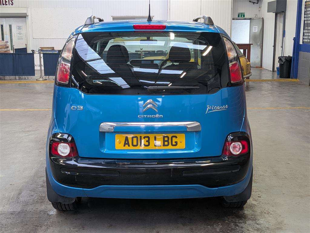 <p>2013 CITROEN C3 PICASSO SELECTION HDI</p>