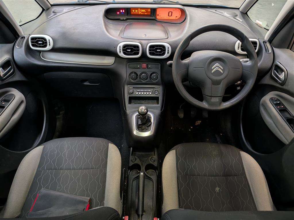 <p>2013 CITROEN C3 PICASSO SELECTION HDI</p>