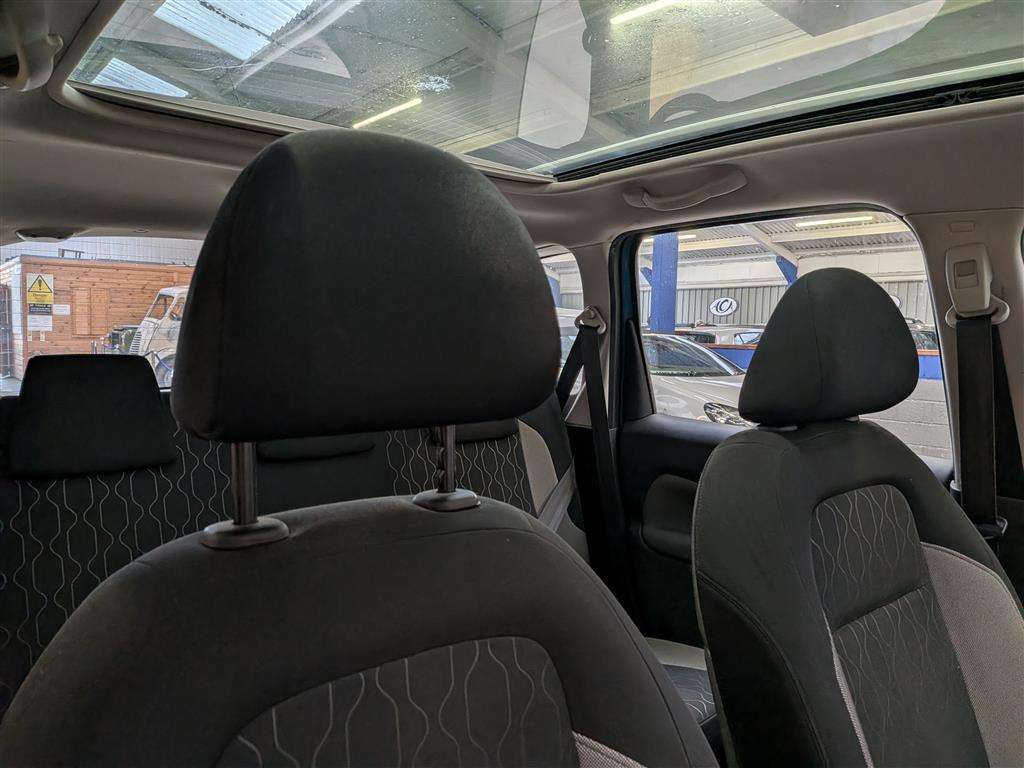 <p>2013 CITROEN C3 PICASSO SELECTION HDI</p>