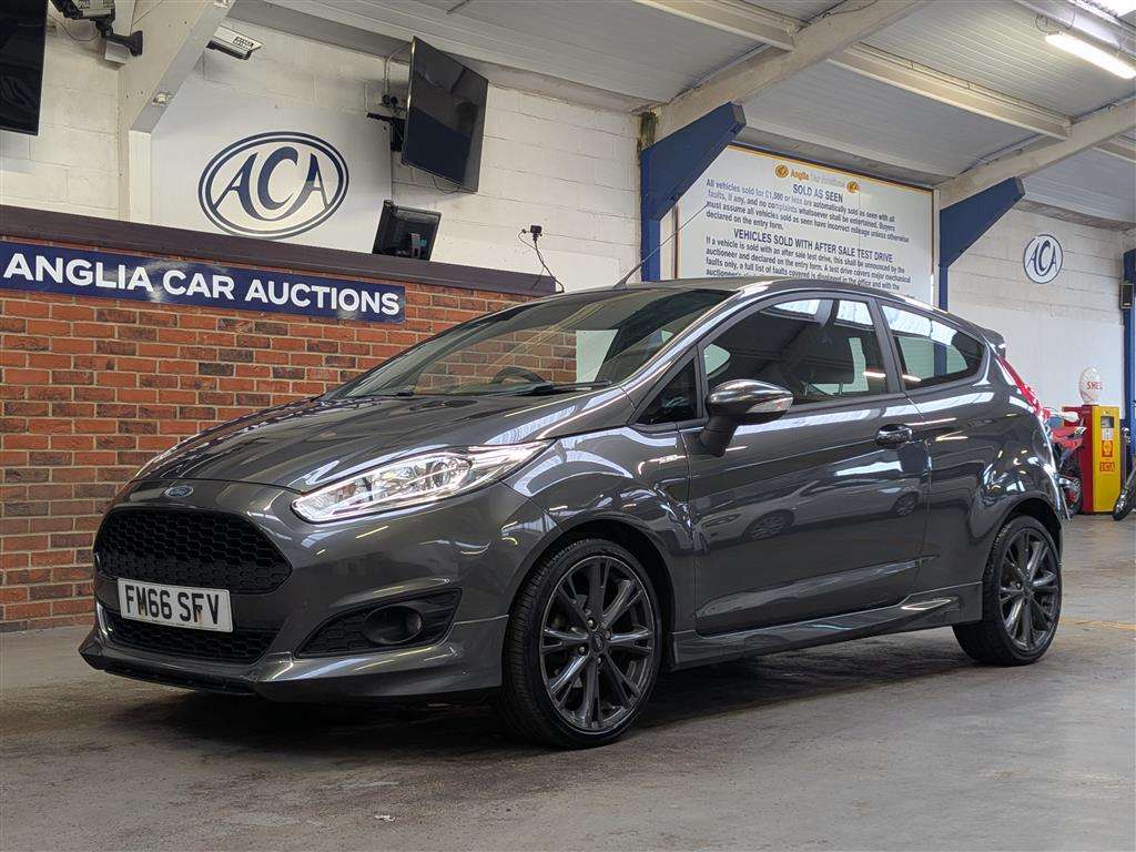 <p>2017 FORD FIESTA ST-LINE</p>