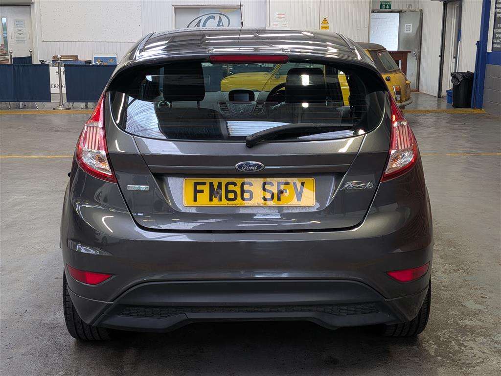 <p>2017 FORD FIESTA ST-LINE</p>
