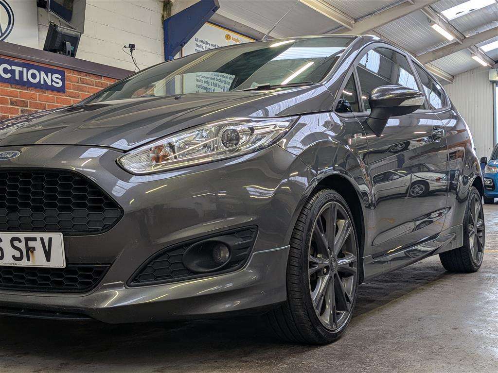 <p>2017 FORD FIESTA ST-LINE</p>