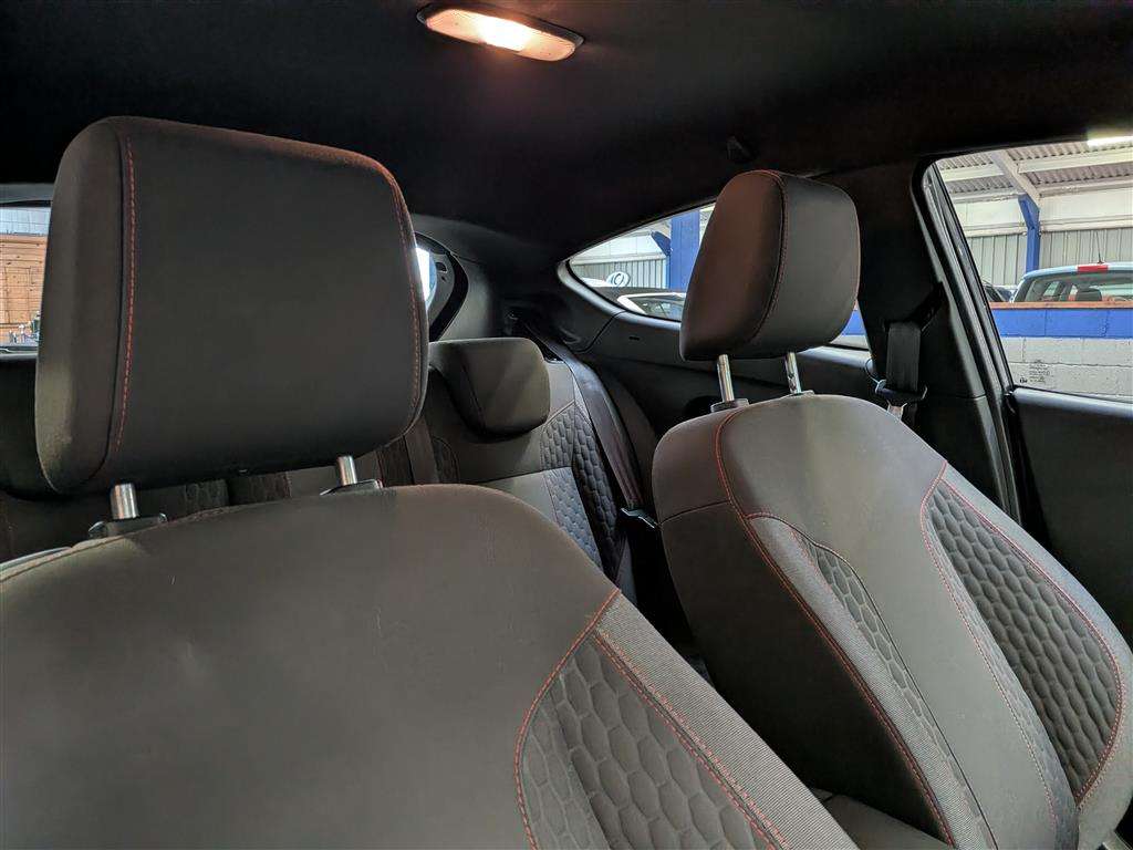 <p>2017 FORD FIESTA ST-LINE</p>