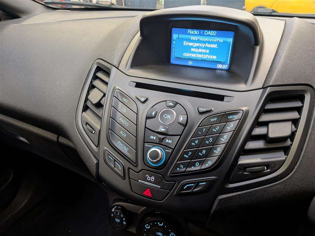 <p>2017 FORD FIESTA ST-LINE</p>
