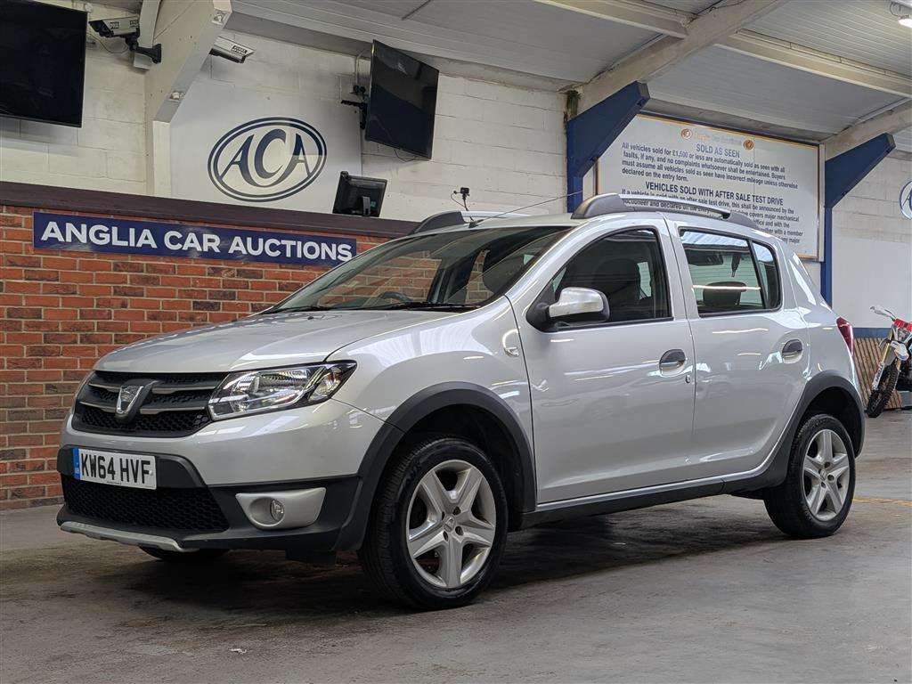 <p>2015 DACIA SANDERO STEPWAY LAUREATE</p>