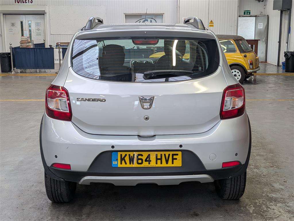<p>2015 DACIA SANDERO STEPWAY LAUREATE</p>
