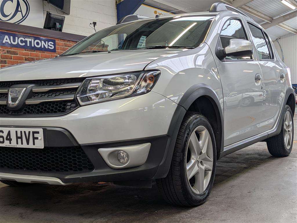 <p>2015 DACIA SANDERO STEPWAY LAUREATE</p>