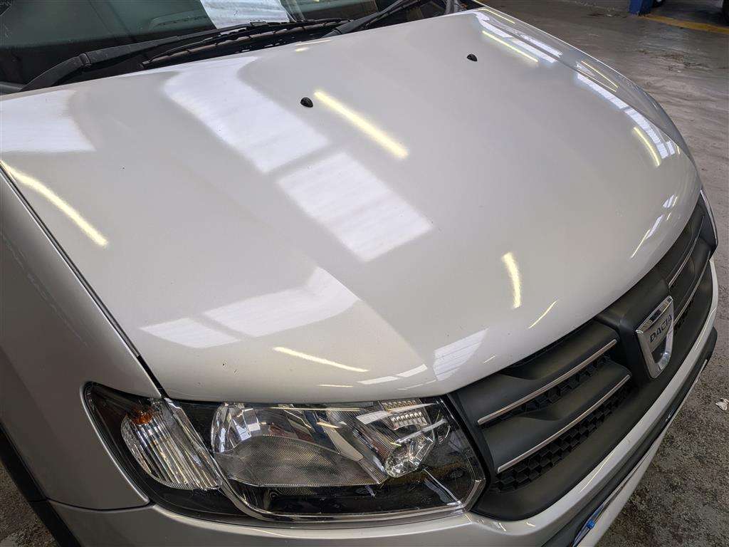 <p>2015 DACIA SANDERO STEPWAY LAUREATE</p>