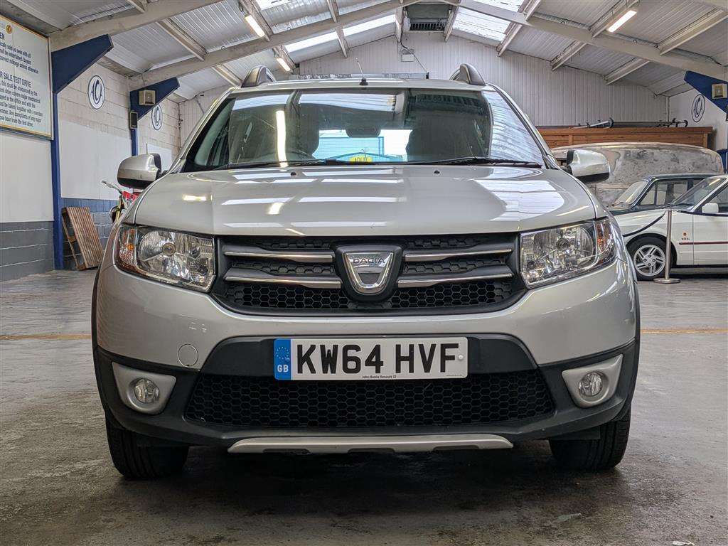 <p>2015 DACIA SANDERO STEPWAY LAUREATE</p>