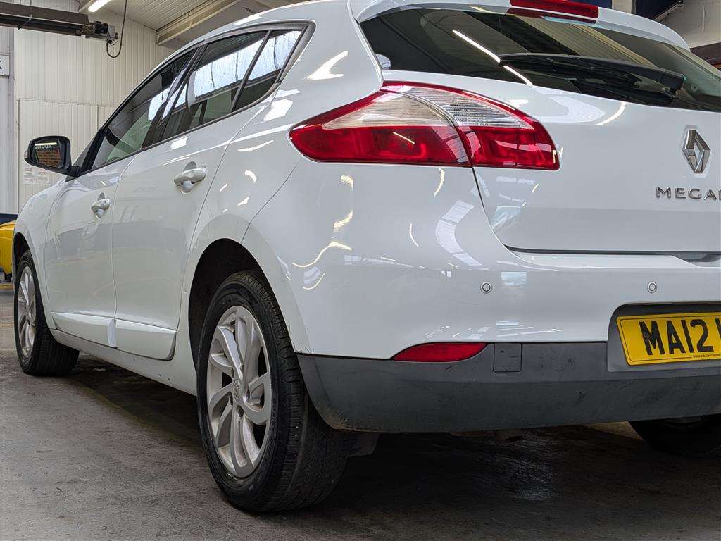 <p>2012 RENAULT MEGANE D-QUE TT ENERGY DC</p>