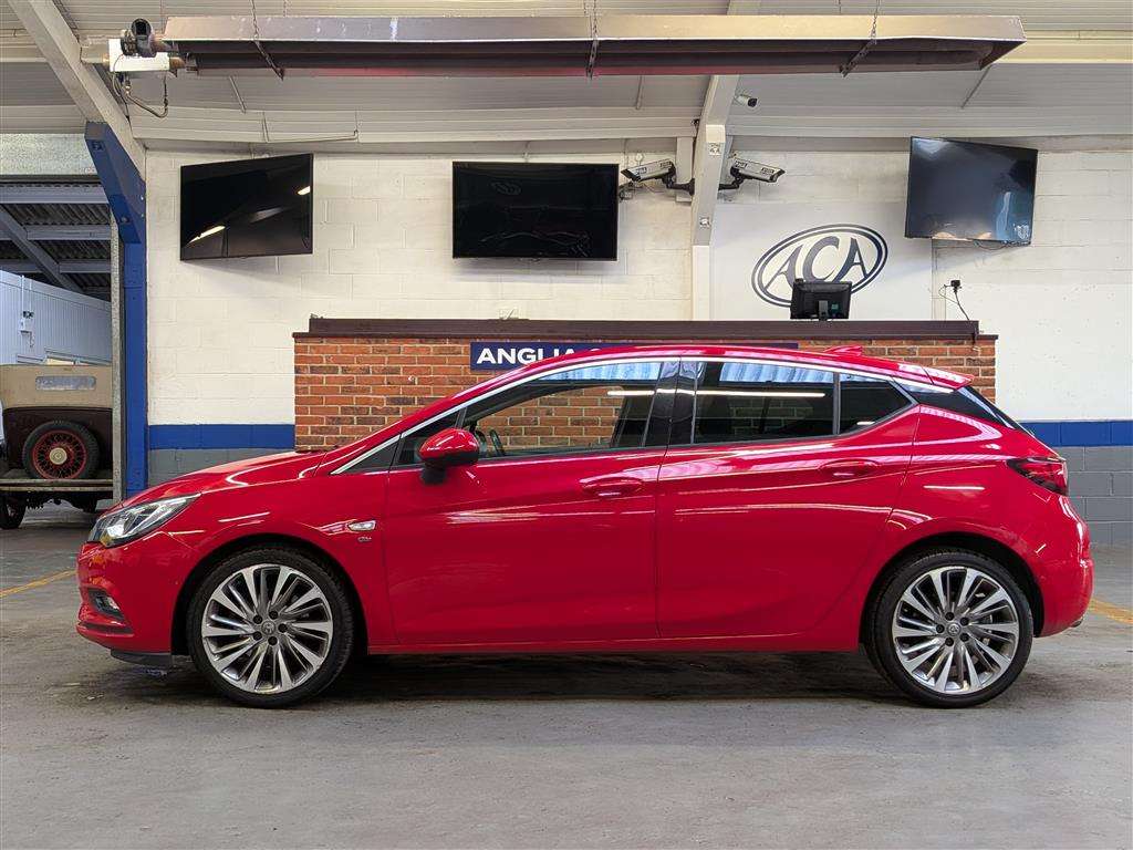 <p>2016 VAUXHALL ASTRA ELITE NAV CDTI BTUR</p>