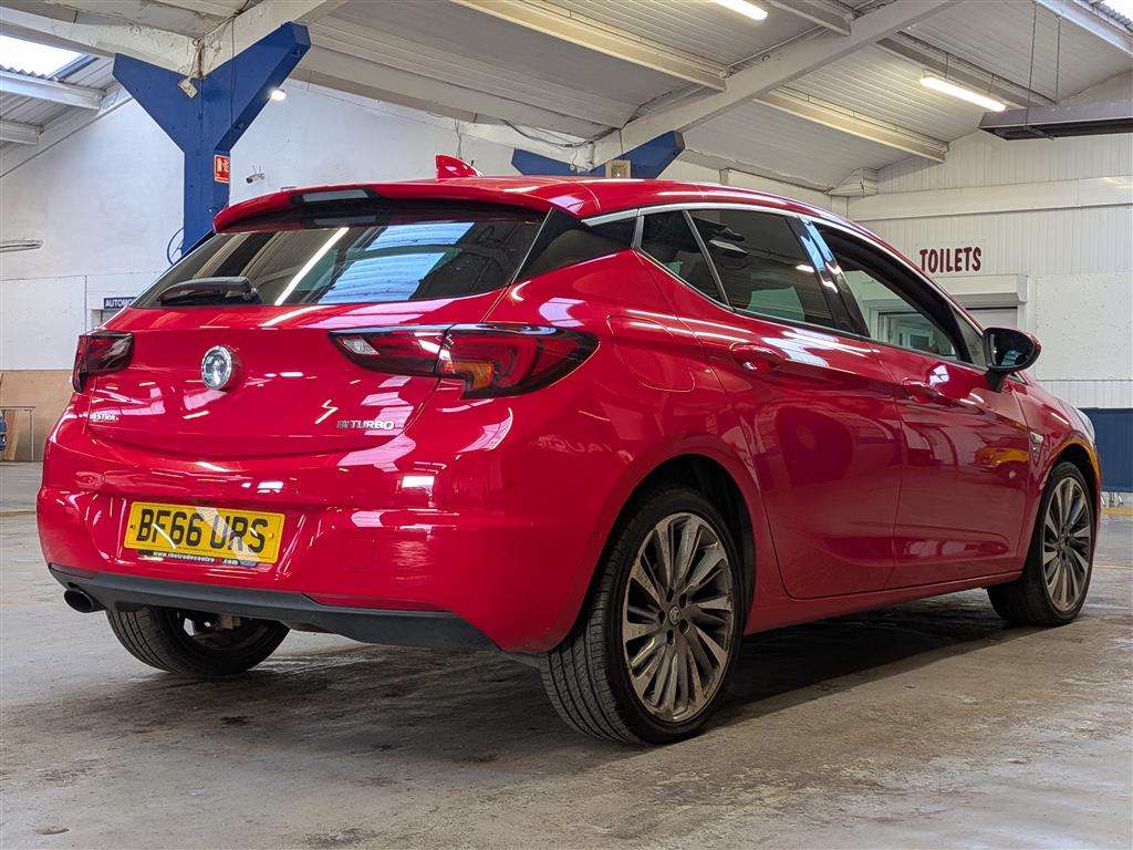<p>2016 VAUXHALL ASTRA ELITE NAV CDTI BTUR</p>
