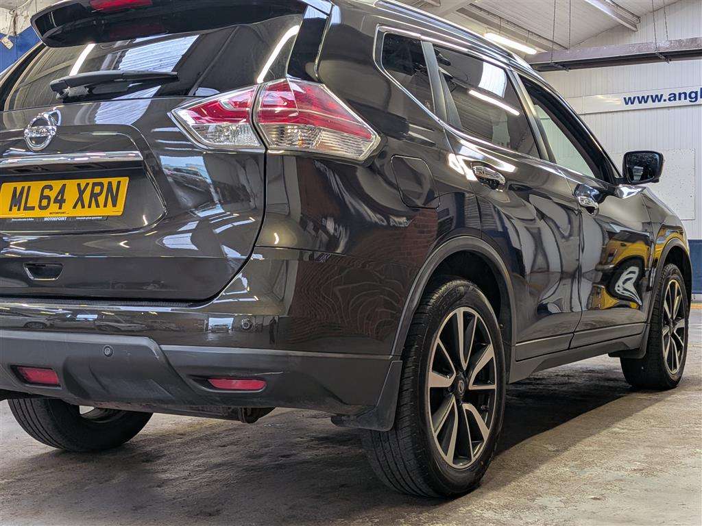 <p>2014 NISSAN X-TRAIL N-TEC DCI CVT</p>