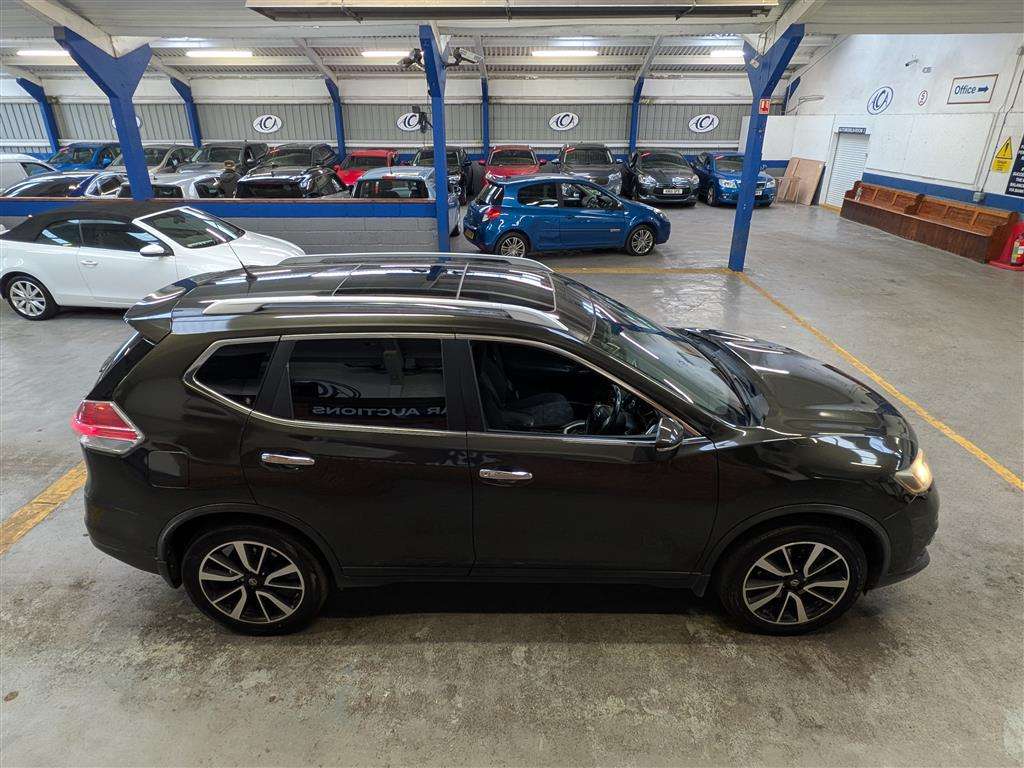 <p>2014 NISSAN X-TRAIL N-TEC DCI CVT</p>