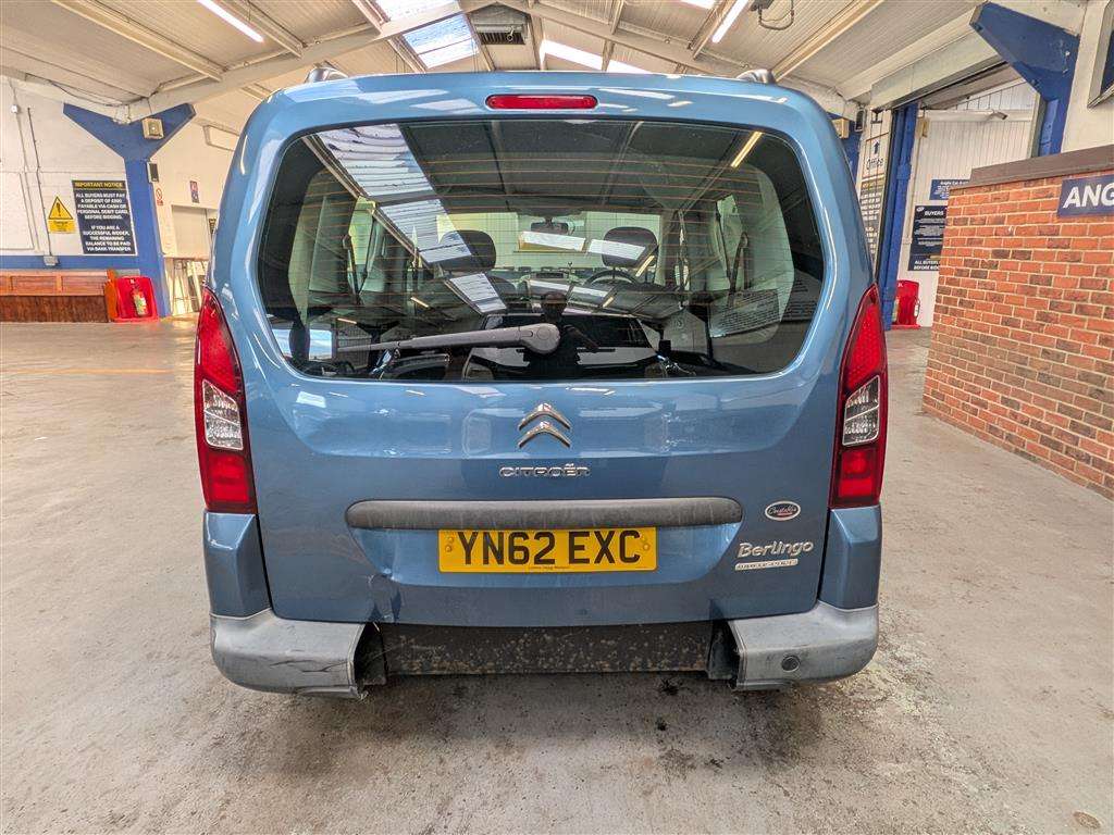 <p>2012 CITROEN BERLINGO M-SP AIR XTR E-H</p>