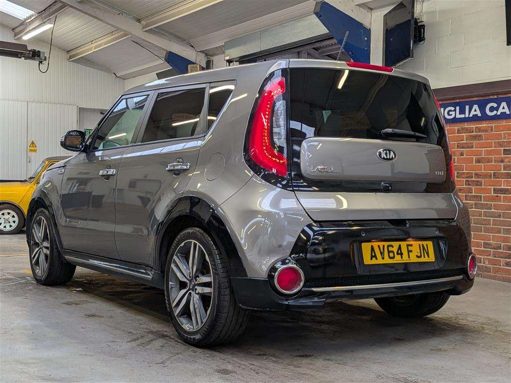 <p>2014 KIA SOUL MAXX CRDI</p>