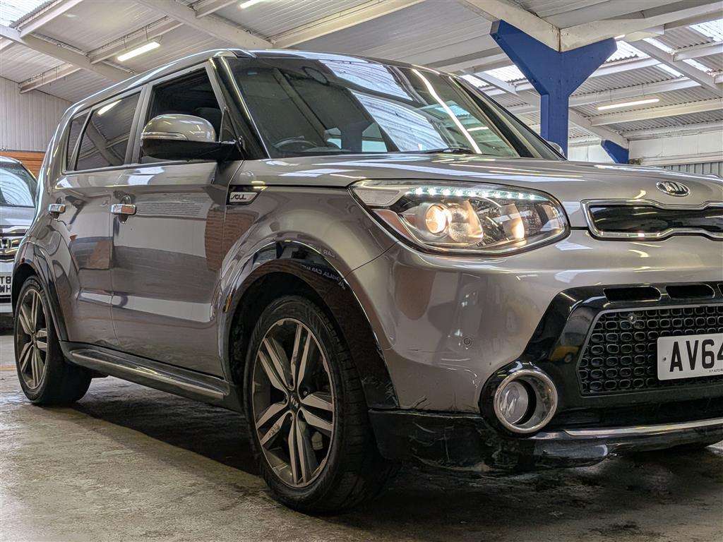 <p>2014 KIA SOUL MAXX CRDI</p>