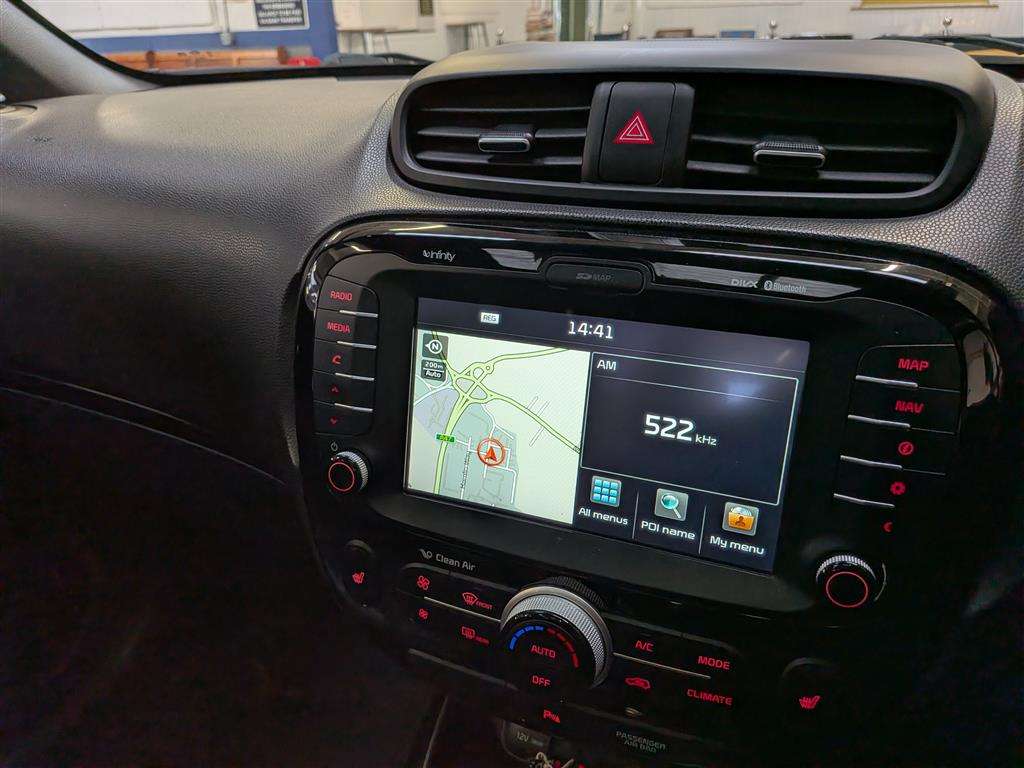 <p>2014 KIA SOUL MAXX CRDI</p>