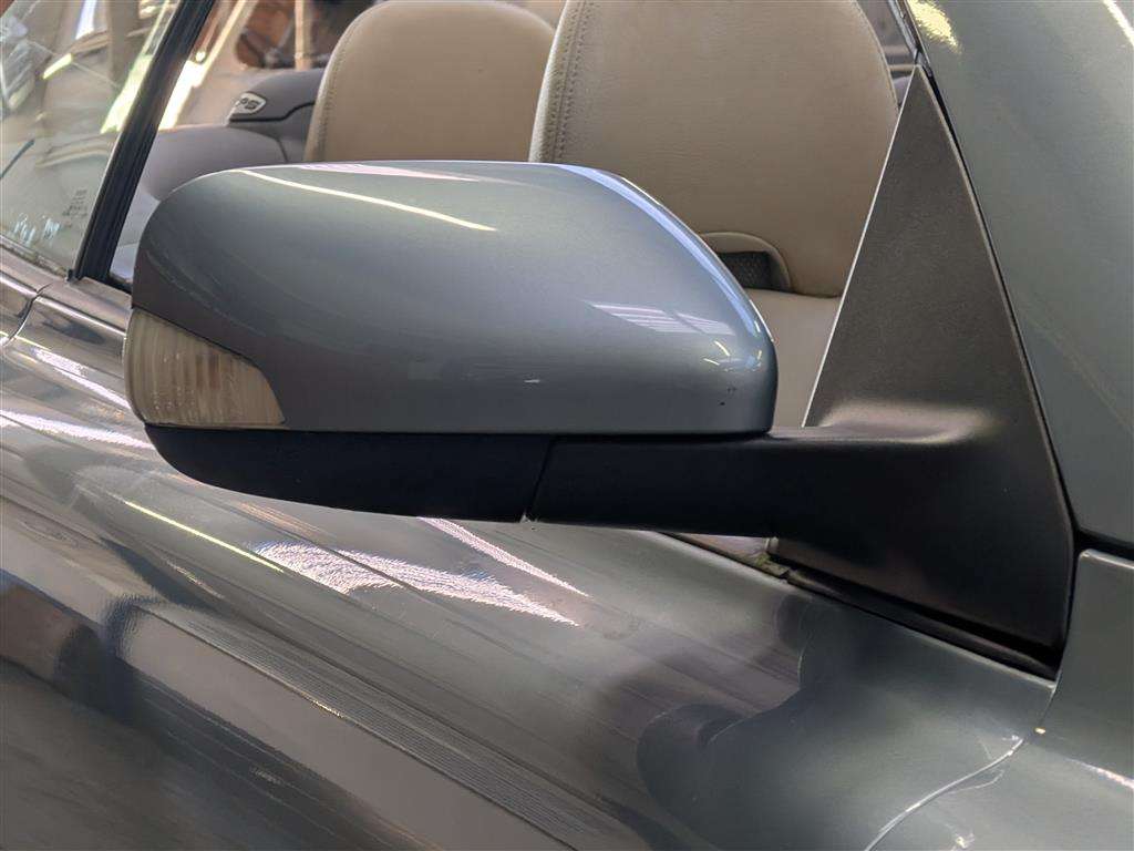 <p>2006 VOLVO C70 SE AUTO</p>
