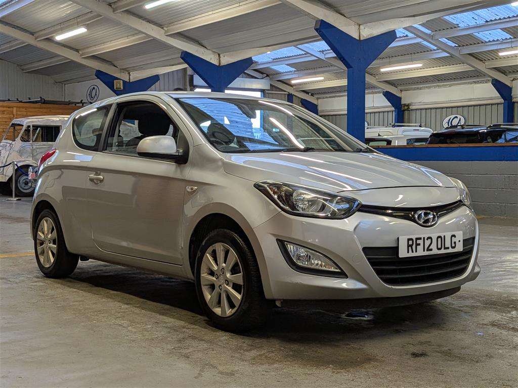 <p>2012 HYUNDAI I20 ACTIVE</p>