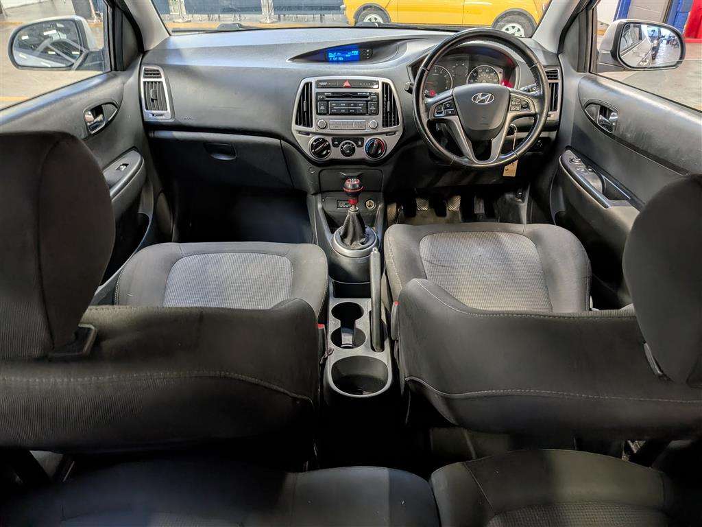 <p>2012 HYUNDAI I20 ACTIVE</p>