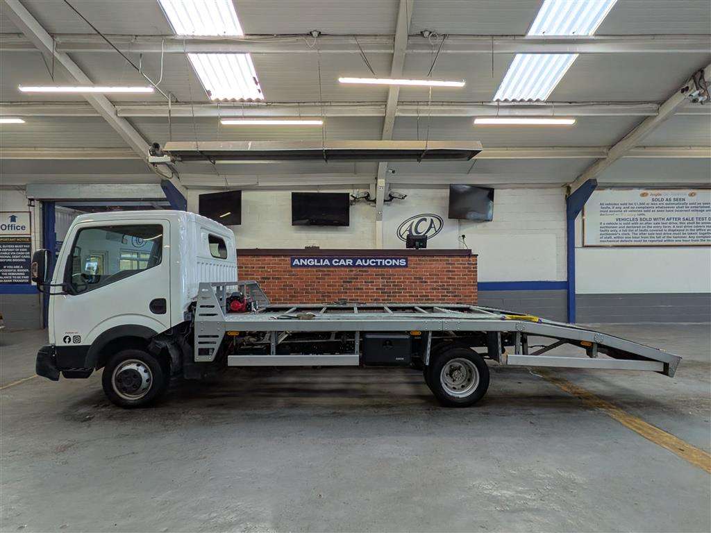 <p>2014 NISSAN NT400 CABSTAR 35.14 LWB D</p>