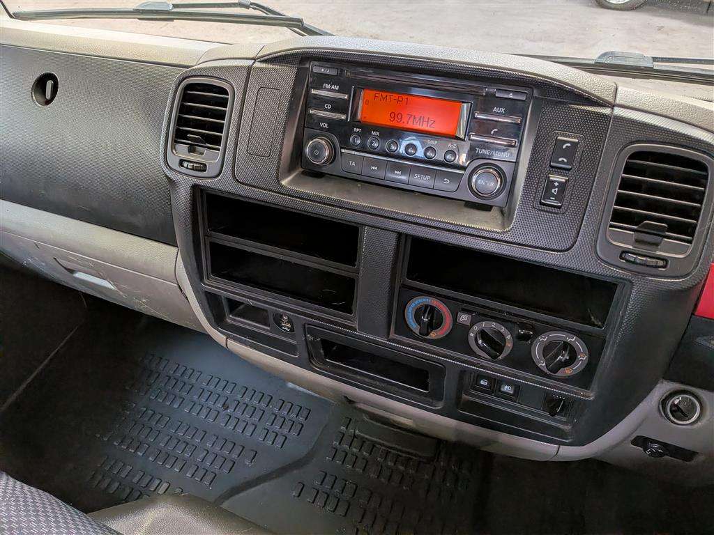 <p>2014 NISSAN NT400 CABSTAR 35.14 LWB D</p>