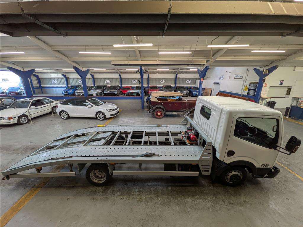 <p>2014 NISSAN NT400 CABSTAR 35.14 LWB D</p>