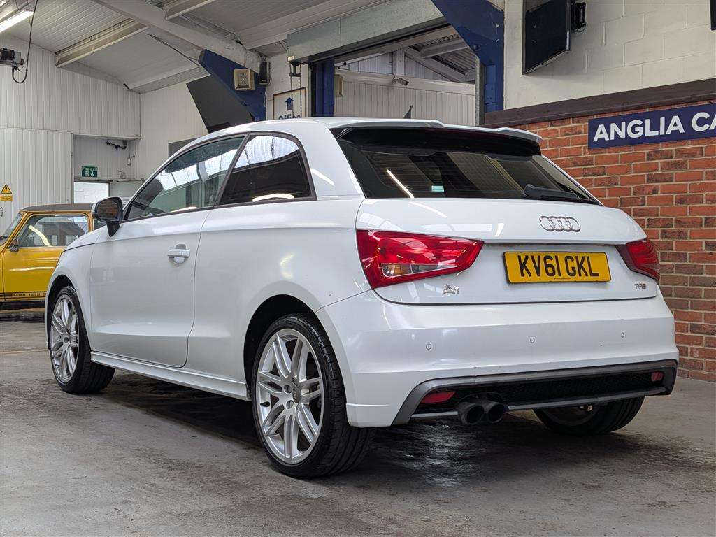 <p>2011 AUDI A1 S LINE TFSI 185 S-A</p>