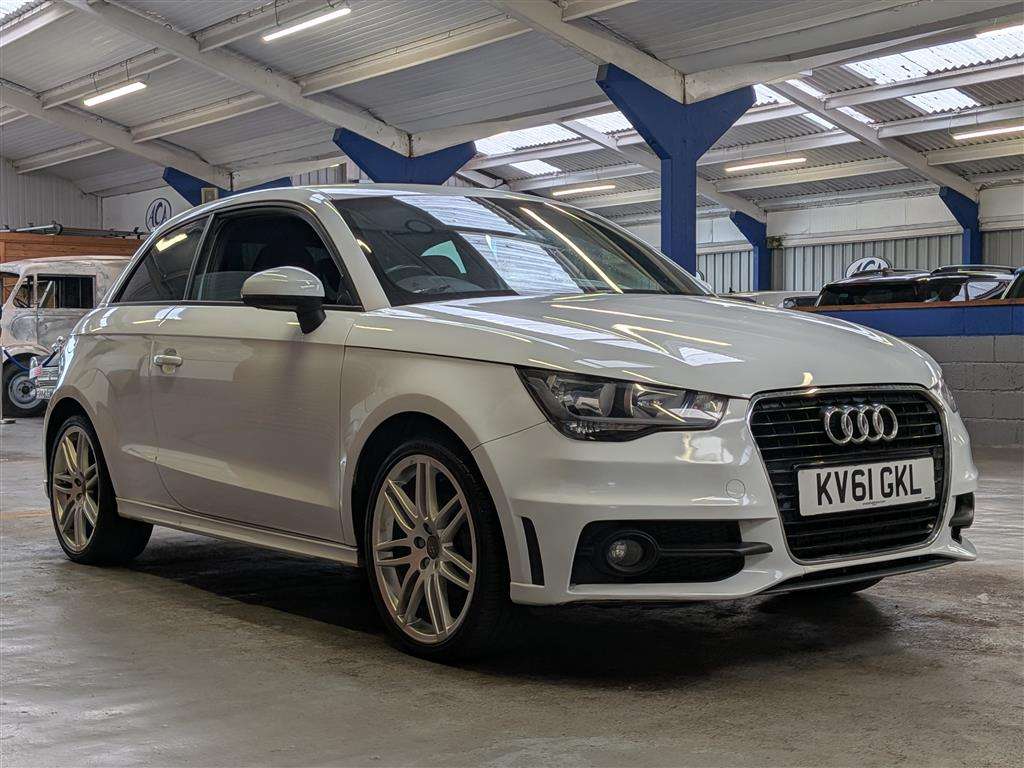 <p>2011 AUDI A1 S LINE TFSI 185 S-A</p>