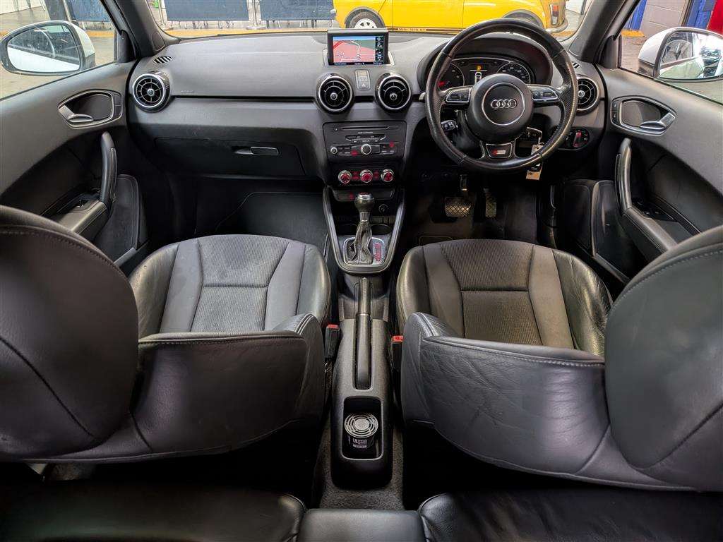 <p>2011 AUDI A1 S LINE TFSI 185 S-A</p>