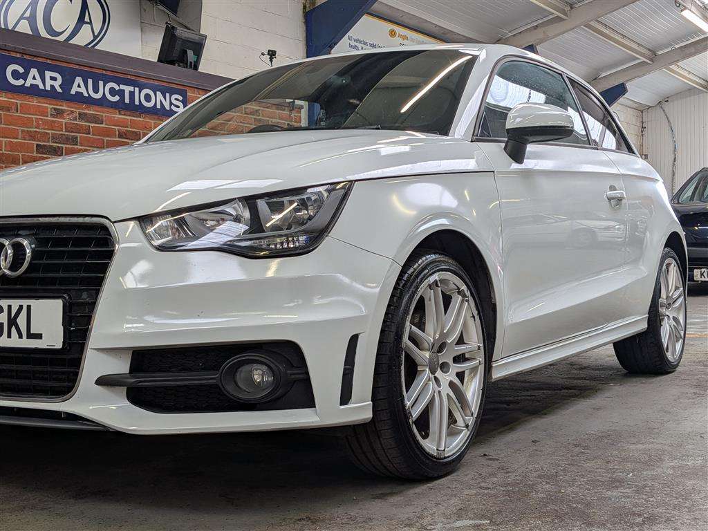 <p>2011 AUDI A1 S LINE TFSI 185 S-A</p>