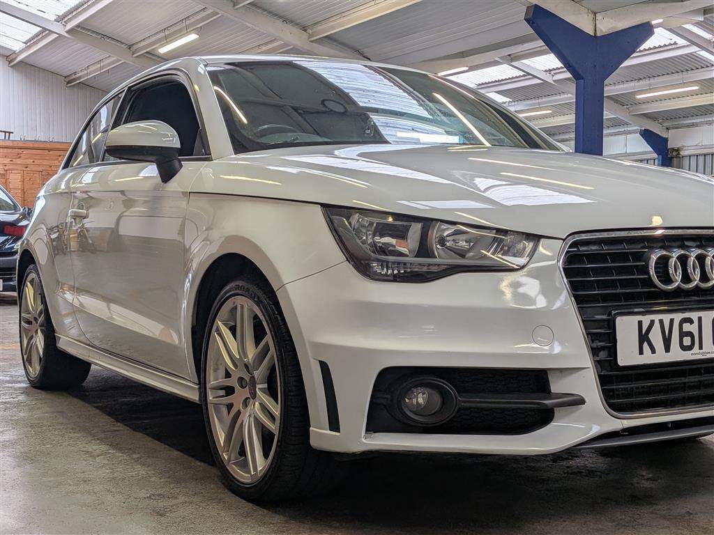 <p>2011 AUDI A1 S LINE TFSI 185 S-A</p>