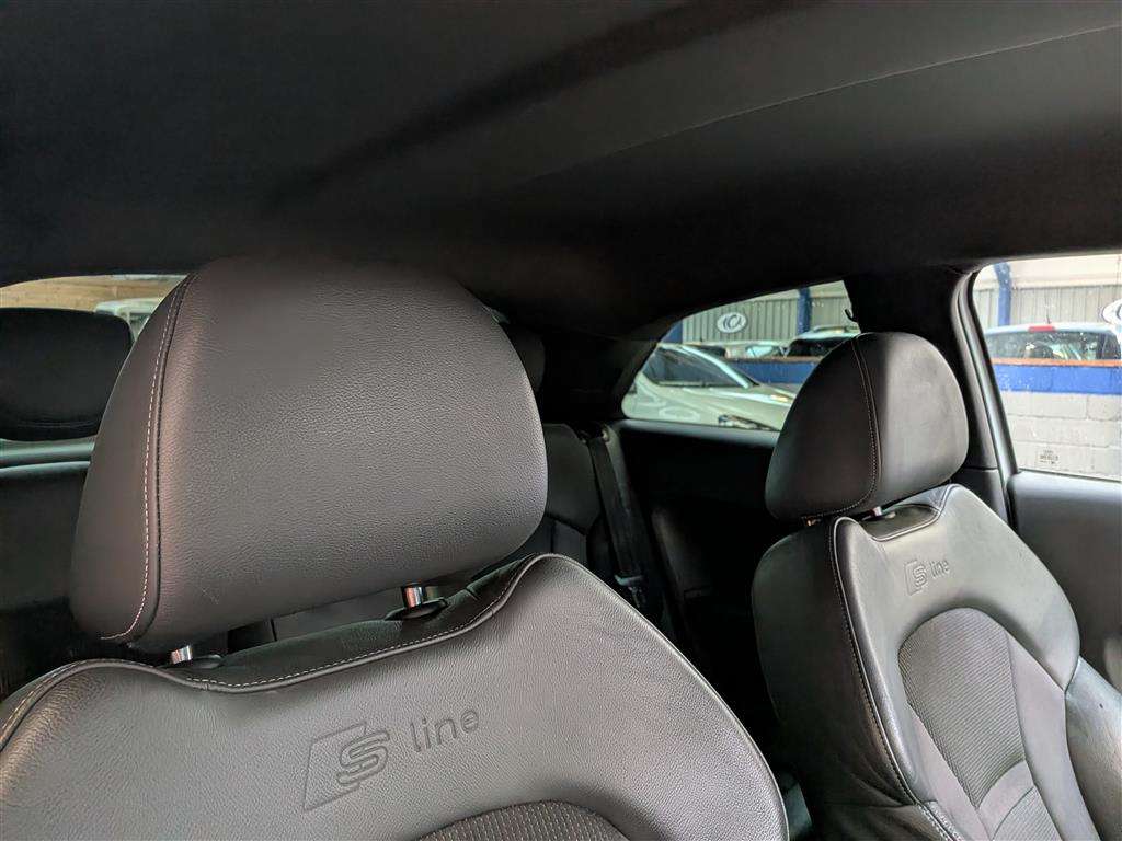 <p>2011 AUDI A1 S LINE TFSI 185 S-A</p>
