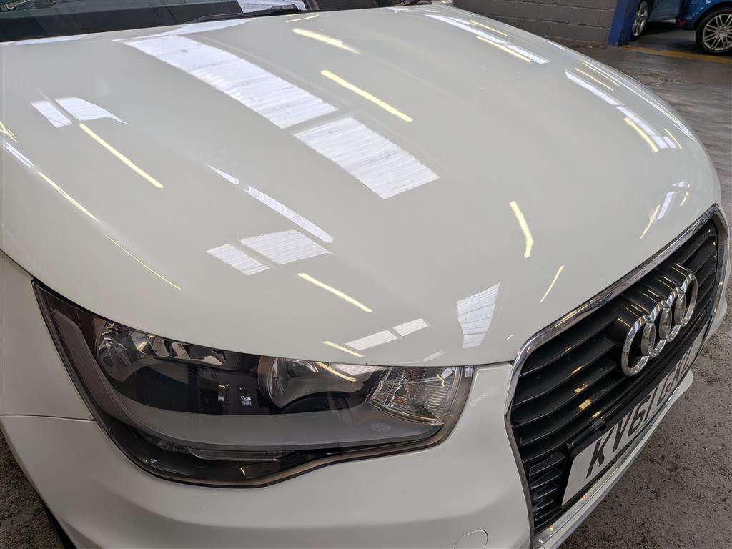<p>2011 AUDI A1 S LINE TFSI 185 S-A</p>