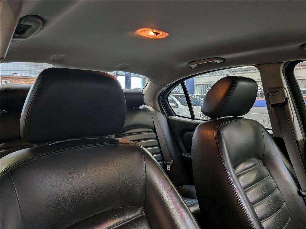 <p>2009 JAGUAR X-TYPE SE AUTO</p>